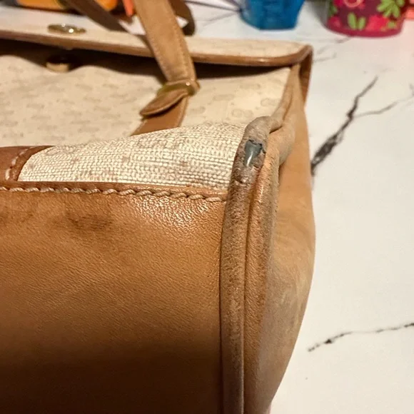 Vintage Gucci Bag - Picture 15 of 16